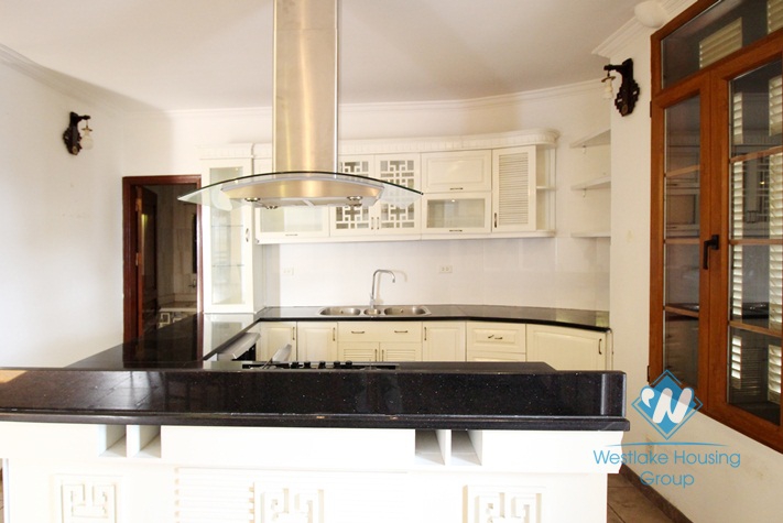 A nice house for rent with lake view in Tay Ho